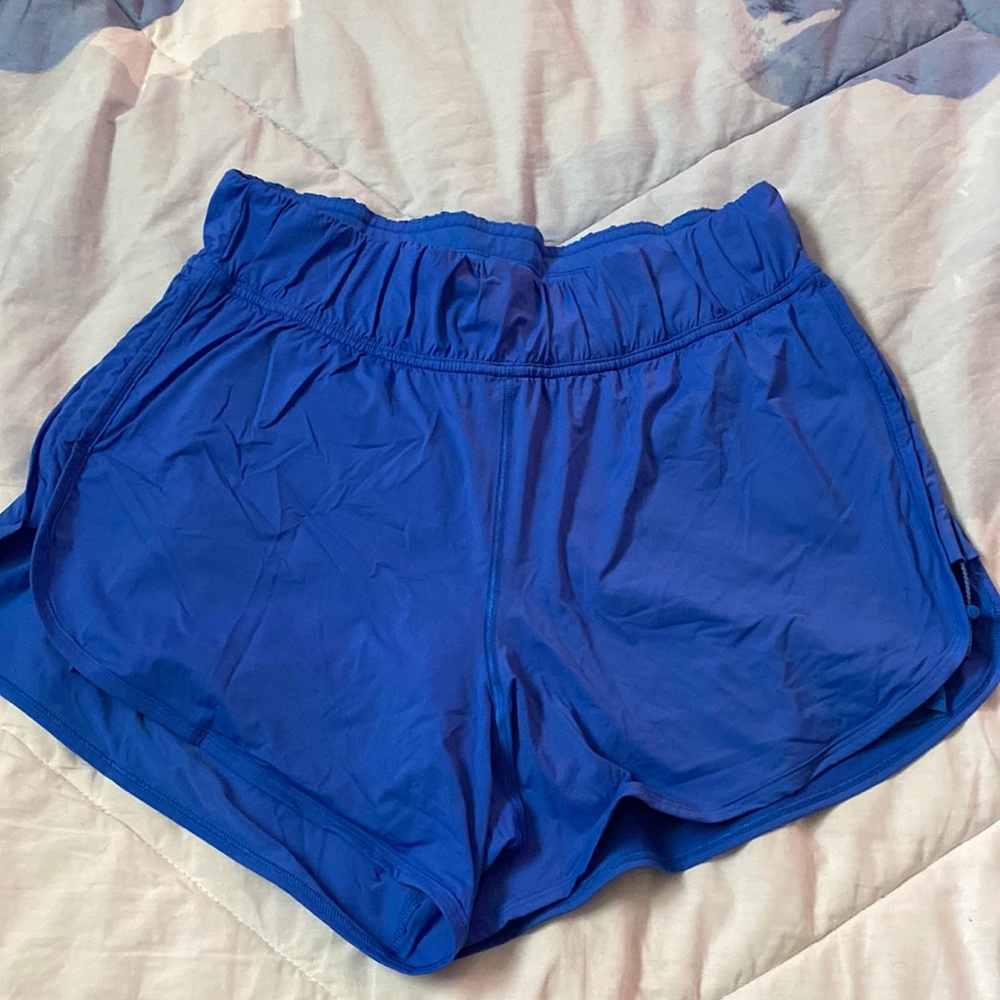 Rare Lululemon Strides Ahead High-Rise Short